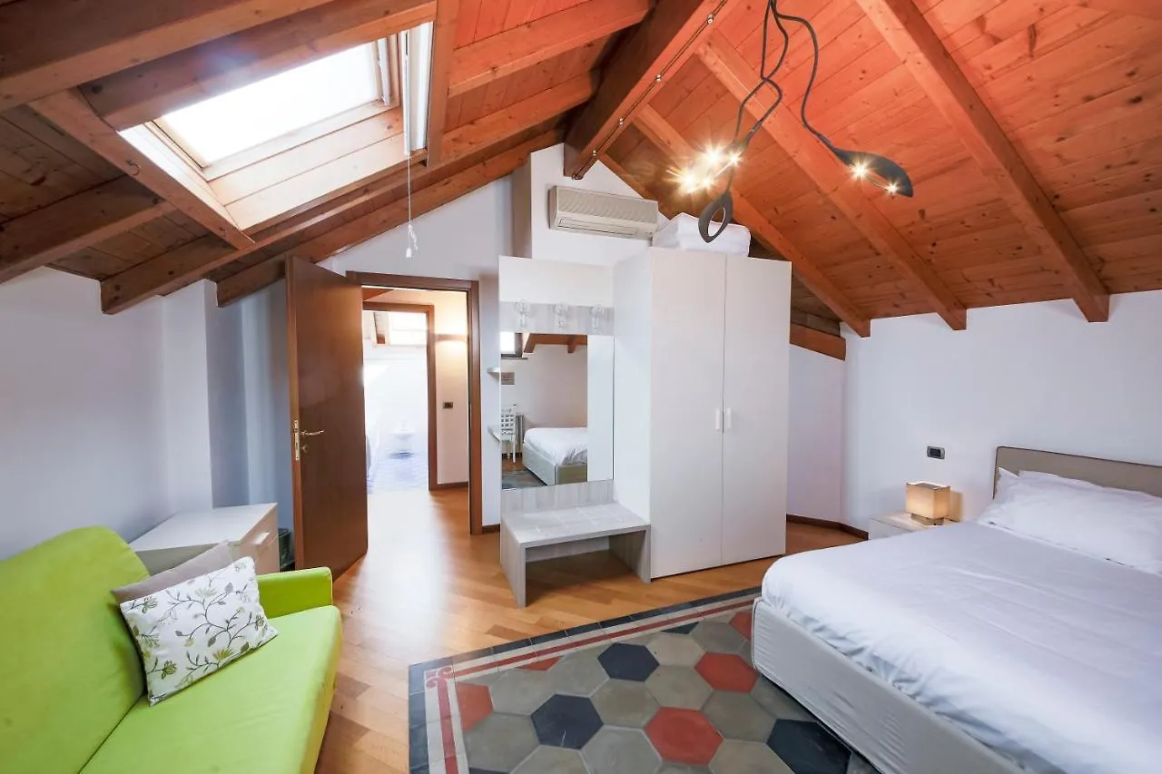 La Villa Suites - By Myhomeincomo 0*, Como Italy