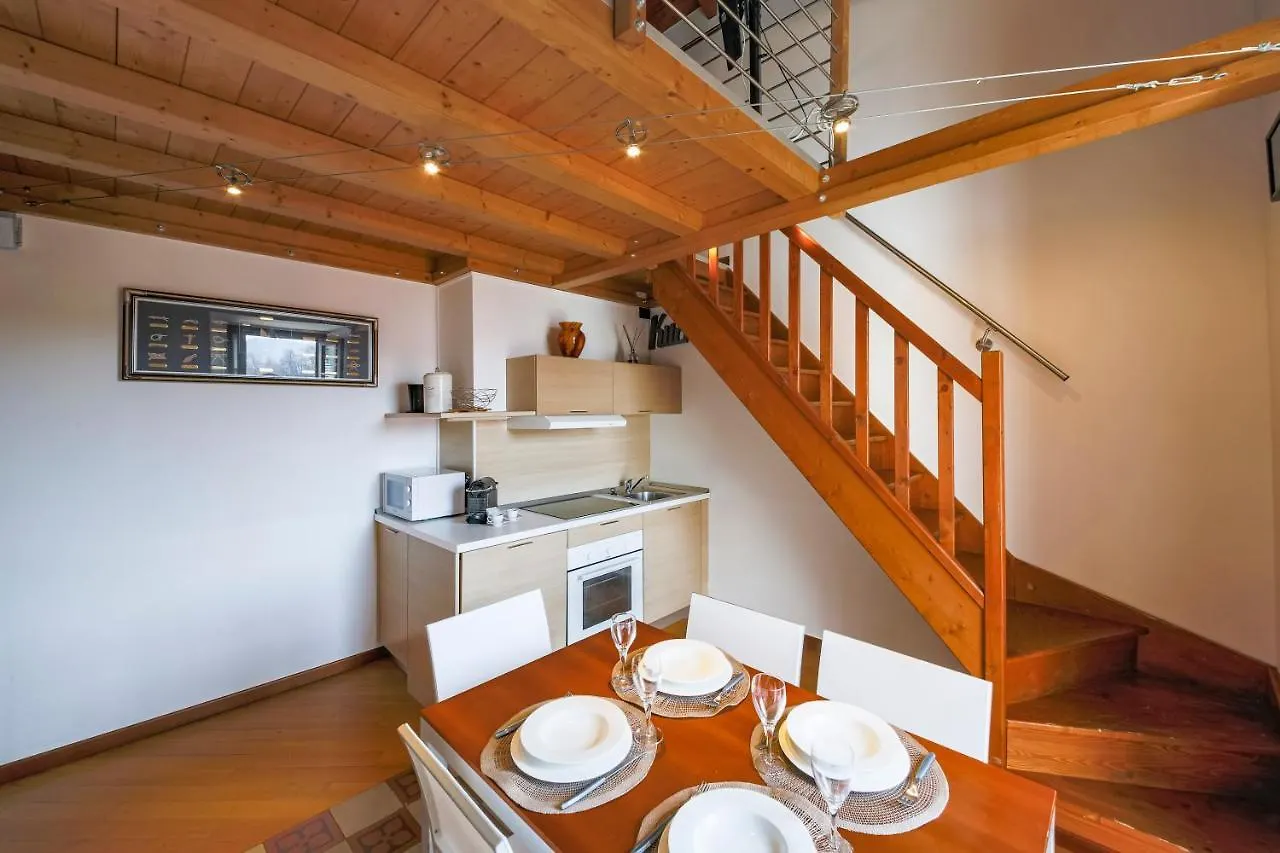 La Villa Suites - By Myhomeincomo 0*, Como Italy