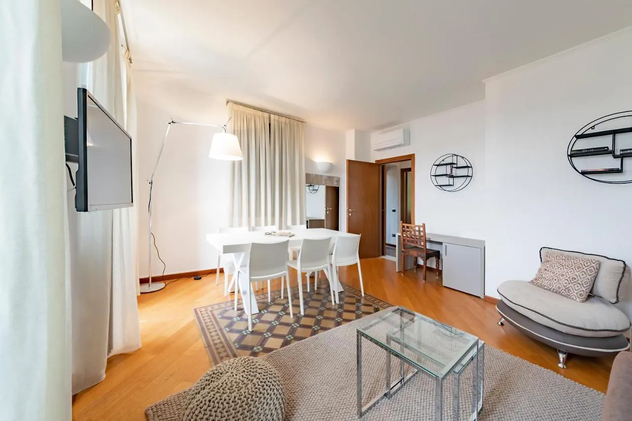 La Villa Suites - By Myhomeincomo Italy
