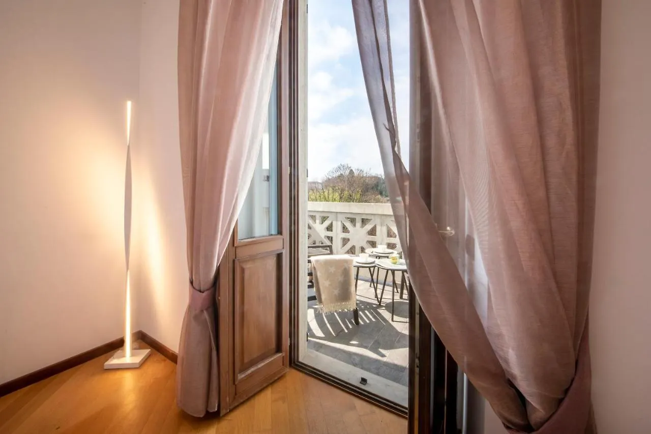 La Villa Suites - By Myhomeincomo 0*, Como Italy