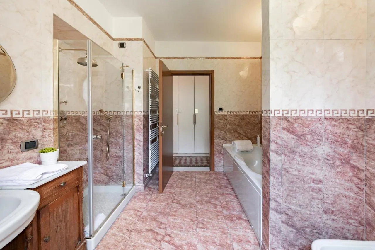 La Villa Suites - By Myhomeincomo Como