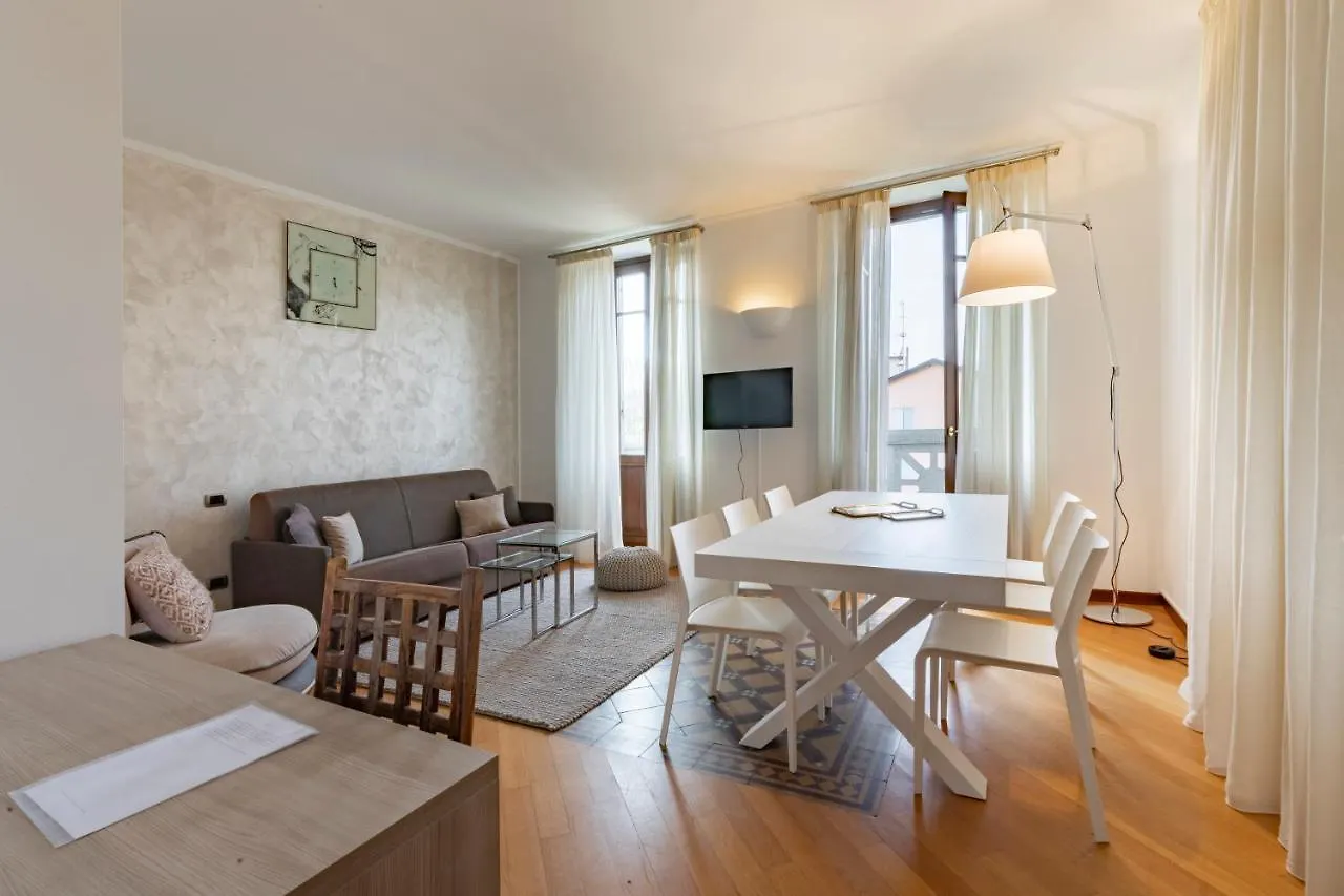 Apartment La Villa Suites - By Myhomeincomo Italy
